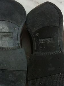 100% Leather Shoes