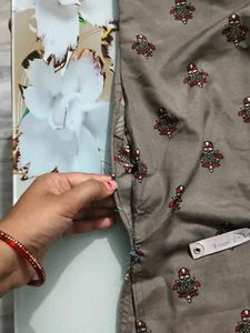 Unused Suit Set With Dupatta Last Offer