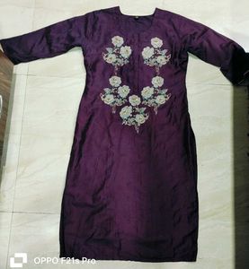 Floral Embroidered Kurti