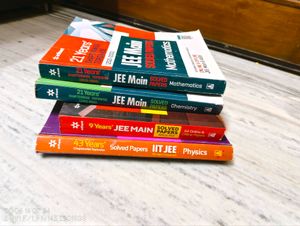 JEE AND CLASS 12 SOLVED PAPERS
