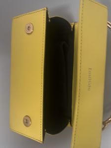 Yello Clutch
