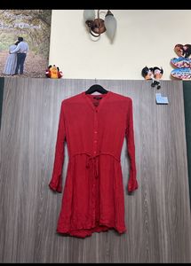 Globus Red Dress
