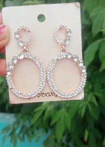 Stylish Party Wear Earring.