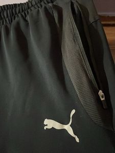 PUMA TRACKPANTS