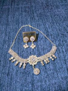 Elegant Gold &amp; Pearl Jewelry Set