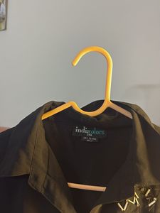 Sleeveless Print Blouse