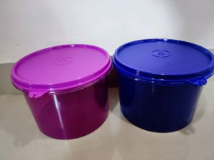 Tupperware Canister