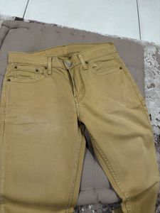 Levi&#39;s 511 Khaki Jeans