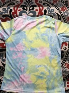 Tie-Dye &#39;Babe&#39; T-Shirt