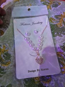 Pearl Necklace & Earring Set