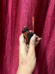 Debby Lip Gloss.
