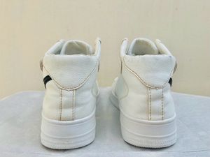 NIKE Airforce 1 Mid High ( Bulls Unisex Edition ) Shoes Available
