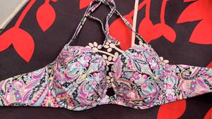 Victoria&#39;s Hard Padded Bra 36D