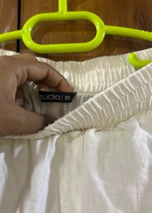 trendy lien white pants