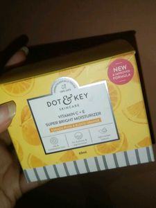 Dot & Key Vitamin C+E Moisturizer