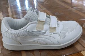 Puma Unisex White Sneakers UK4