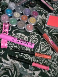 Makeup Bundle! 26 Item😱