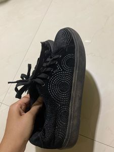 Velvet Finished Casual Shoes