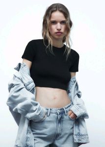 Zara Cropped T-shirt, S