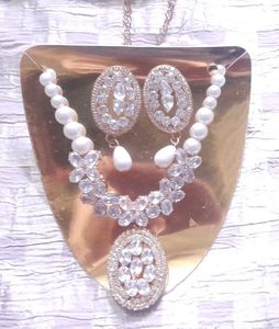 A.D diamond necklace set