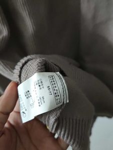 soft small knitted pullover bust 36/38