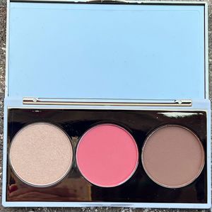 Myglamm Chisel It Palette Get Freebie As Well