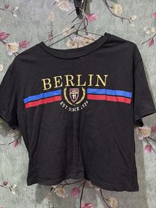 Berlin Graphic Tee