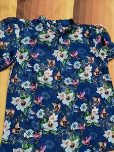Fame Forever Girl Blue Floral Printed Top