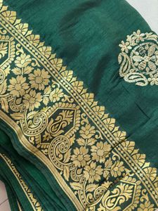 Emerald Green &amp; Gold Floral Saree