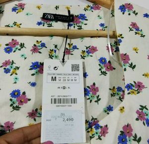 Brand New Zara Floral Top