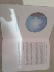 Vintage New Testament &amp; Psalms + One Gift