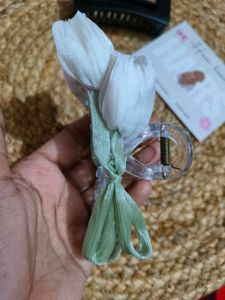 Tulip Claw