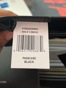 Guess Black Leather Men&#39;s Wallet (31GU22X003)