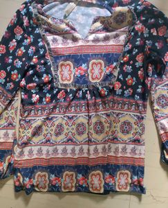 Floral Print Long Sleeve Top size(S)