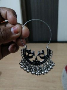 Ear rings