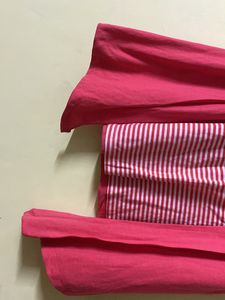 Reddish Top With  Line Detachment