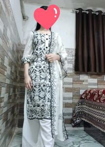 Unused Embroidered Kurta Set