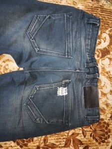 blackish type denim jeans
