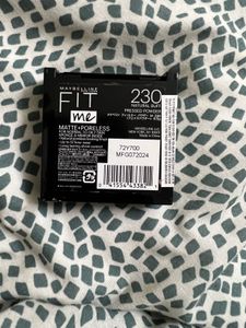 Maybelline Fit Me Compact-230