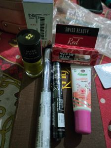 Brand New Makeup Bundle