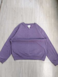A Perfectly Cropped Fit H&M Lavender Sweatshirt💜