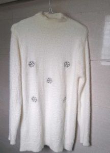 Soft Fur Sweater Top 🤍