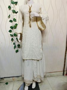 White &amp; Gold Embroidered Salwar Kameez