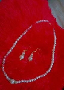 Pearl Earings And Necklace,♥️