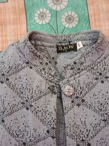 Patterned sweater for women