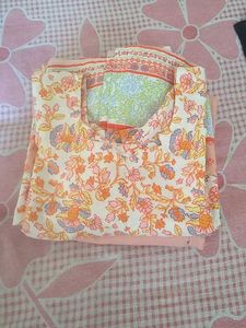 Pakistani Straight Kurti Pant Set.