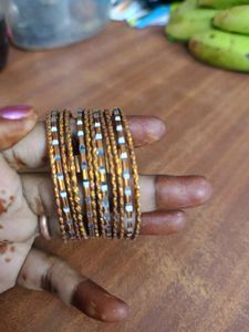 2.2 Bangles. 1 Dozen.