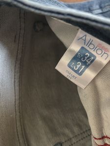 Men&#39;s Blue Jeans