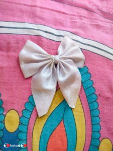 Beautiful White Bow 😍