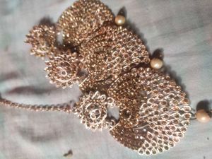 earrings and mangtika